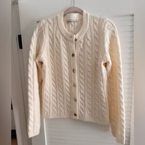 Abercrombie and Fitch cable knit cardigan-Size small